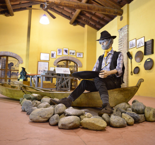 Presso la cascina Merlanetta ha sede il museo storico ed interattivo “ORO DELL’ORBA”